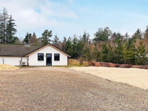 12 person holiday home in Henne